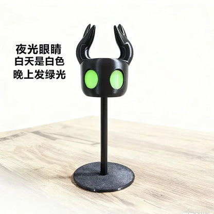 Soporte universal para mandos de videojuegos de Hollow Knight.