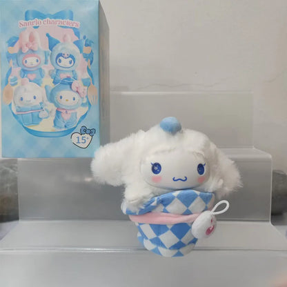 Caja sorpresa con peluches de vinilo de las series «Fox Island» y «Blue Flutter» de Sanrio Family