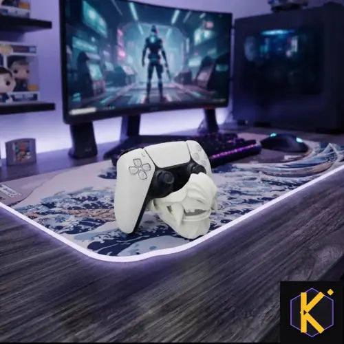 Soporte para Mando PS5 Máscara Samurai – God of War - Kuro Stash